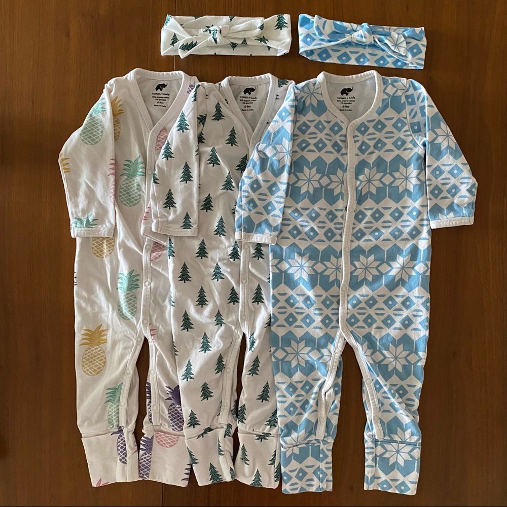 Monica + Andy set of 3 footies with 2 headbands for the holidays size 6-9 months